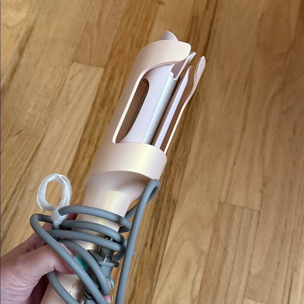 Tymo Automatic Curling Iron in Matte Rose Gold - Picture 3 of 3